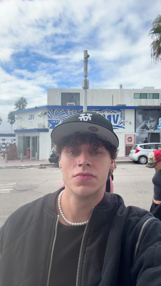 TikTok video thumbnail by sofianmedjmedj