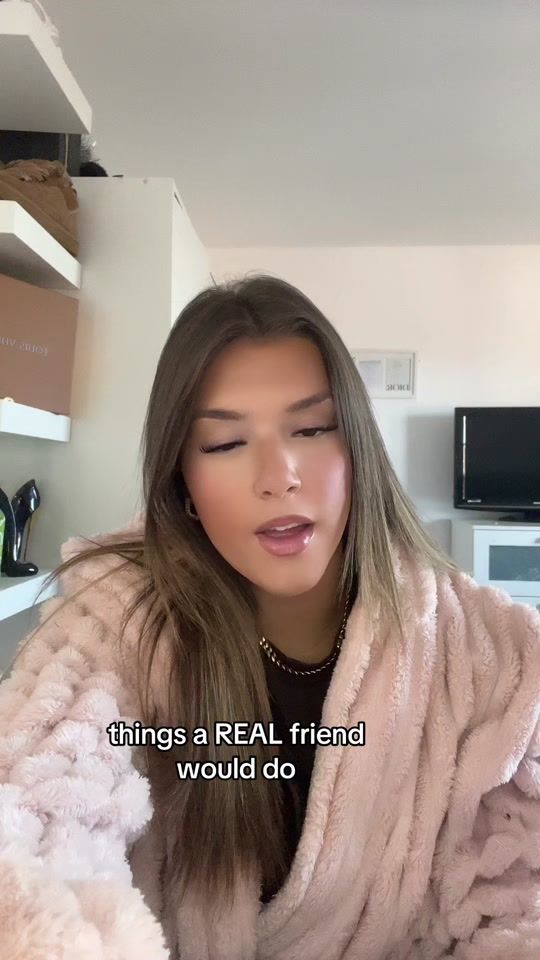 TikTok video thumbnail by chloeelsiemaher