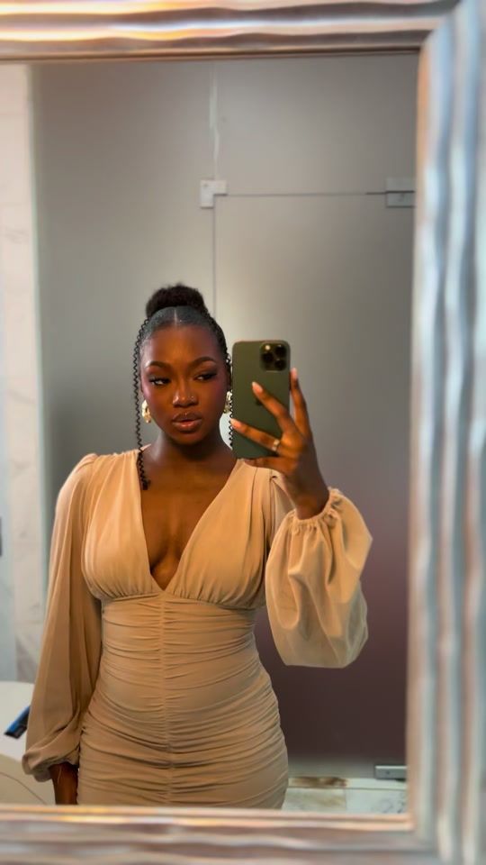 TikTok video thumbnail by larissatomas25