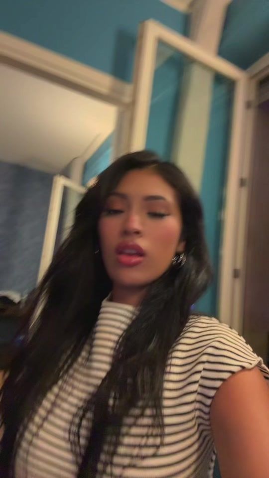 TikTok video thumbnail by oriana_ro1219