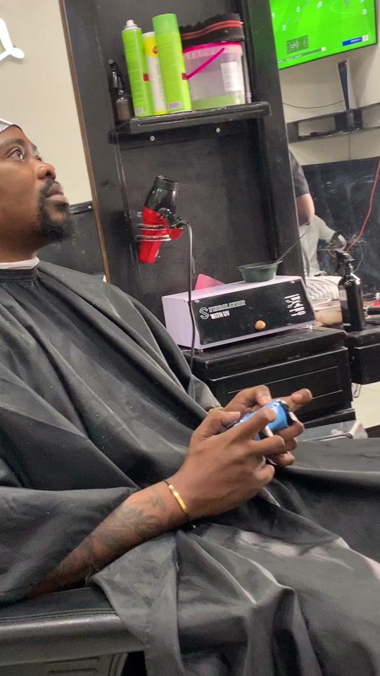 TikTok video thumbnail by leroi.des.barbers242