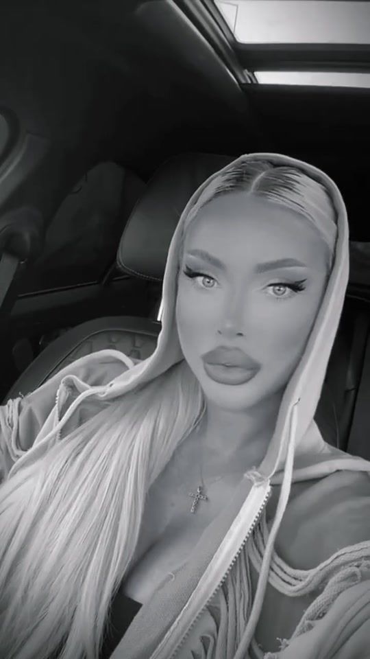 TikTok video thumbnail by deborafashion