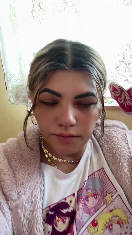TikTok video thumbnail by juliacsik123