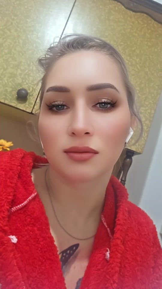 TikTok video thumbnail by blonda_reea