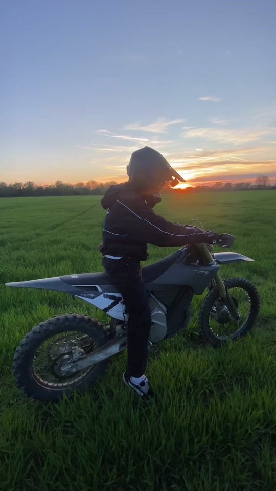 TikTok video thumbnail by r3to_