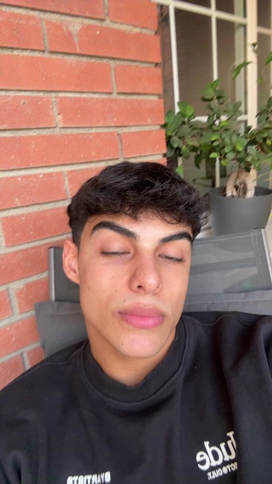 TikTok video thumbnail by hugoovj_