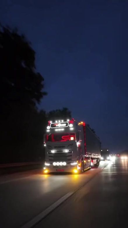 TikTok video thumbnail by truckspotterth