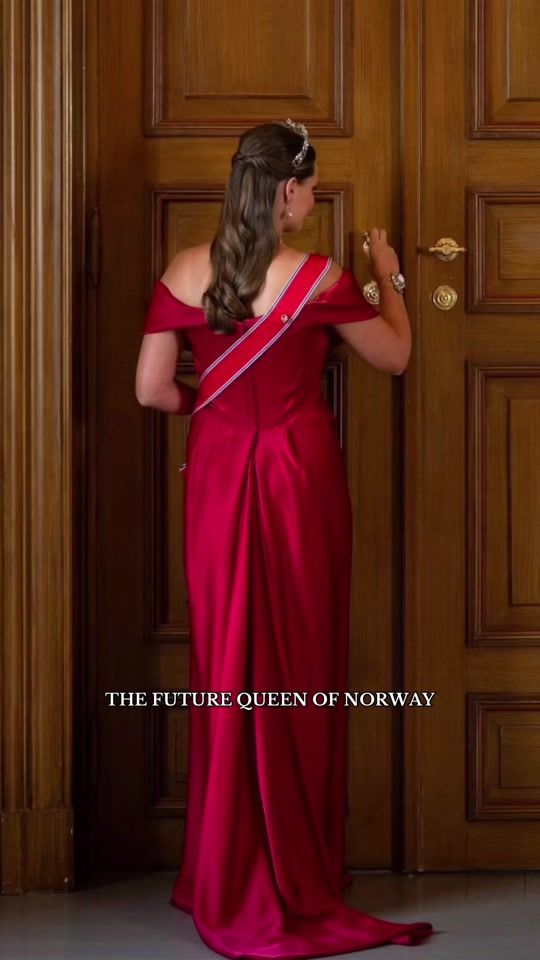 TikTok video thumbnail by theroyaleurope