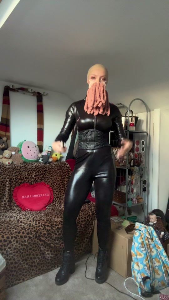 TikTok video thumbnail by elliejolly_