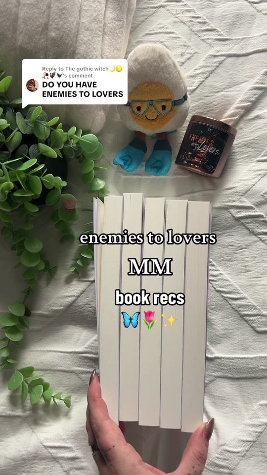 TikTok video thumbnail by jodiedollreads