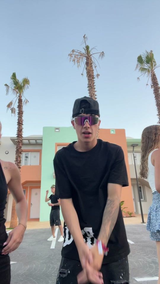 TikTok video thumbnail by __.sofialenn