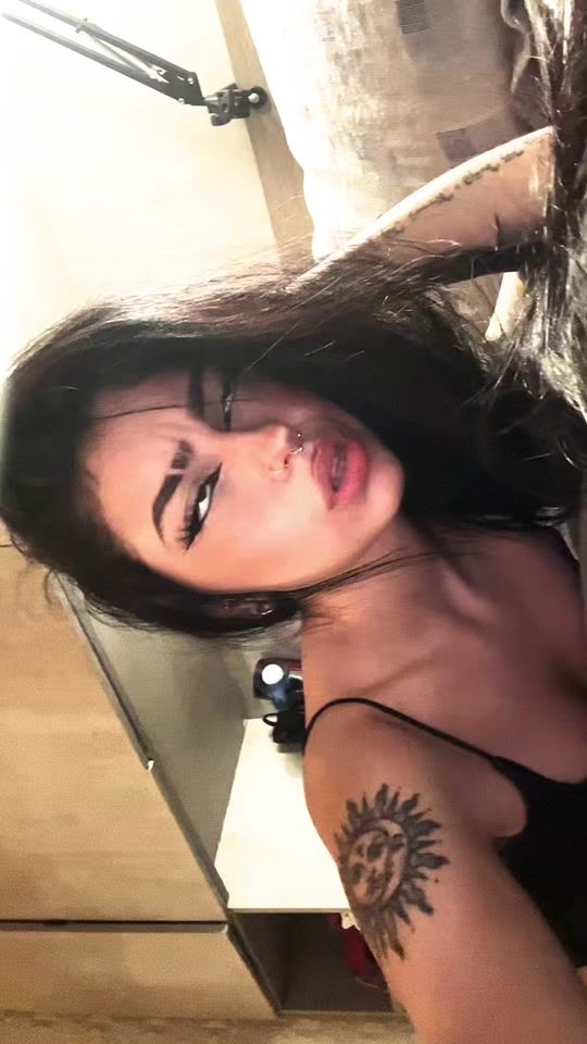 TikTok video thumbnail by callmevenia_