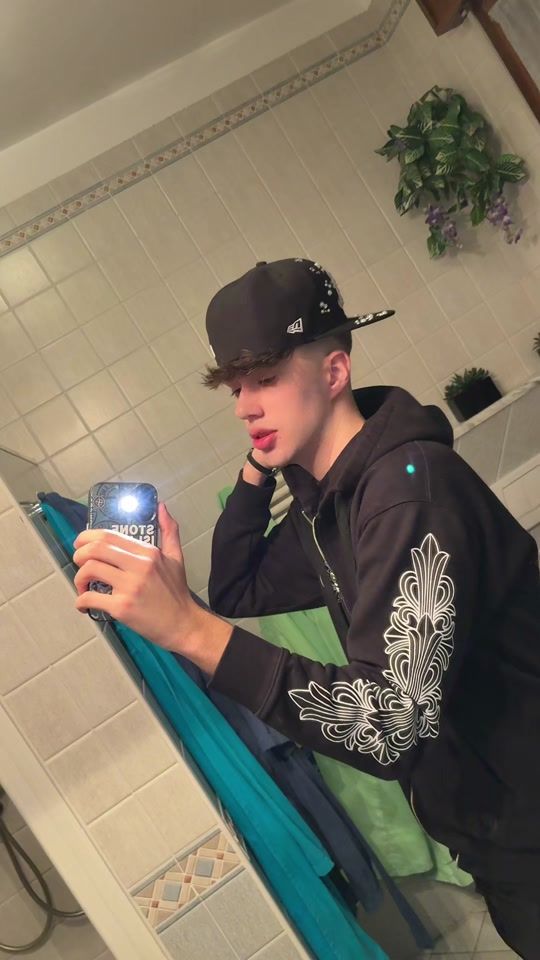 TikTok video thumbnail by thomasdinelloo_