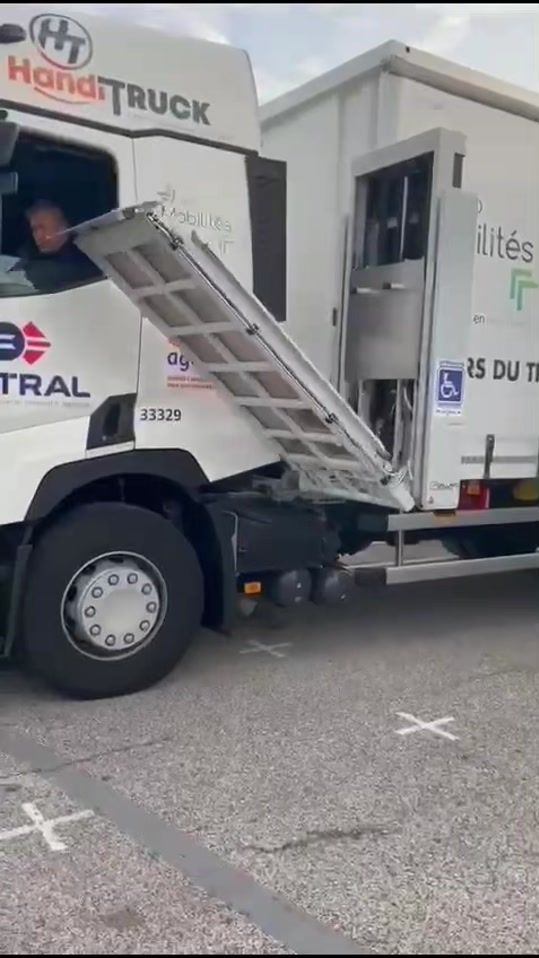 TikTok video thumbnail by roulantsurdeuxroues