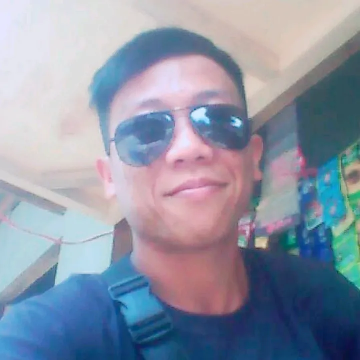 zackpetuwalang1292