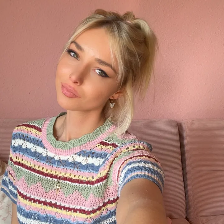 @chiarab0_