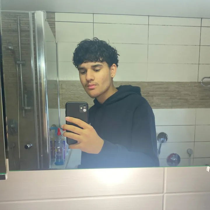 @randomzitatee