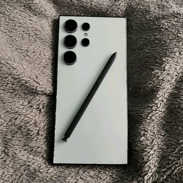 emilowsky_y