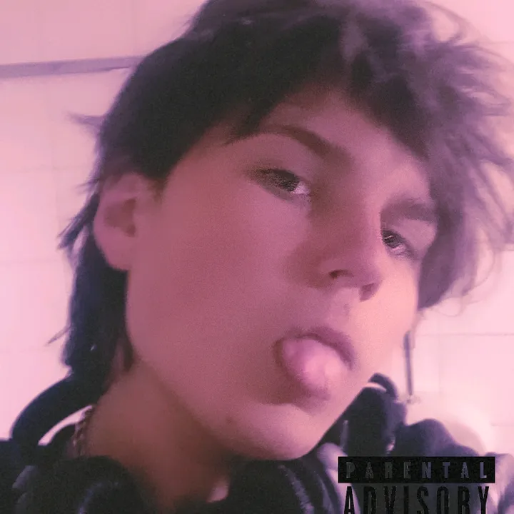 louxxiethegermanfemboy