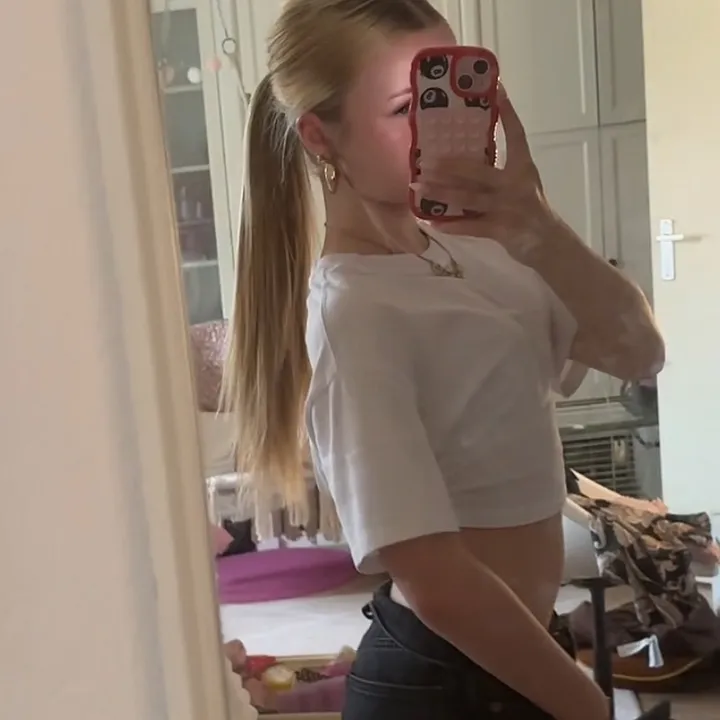 @j_z2100