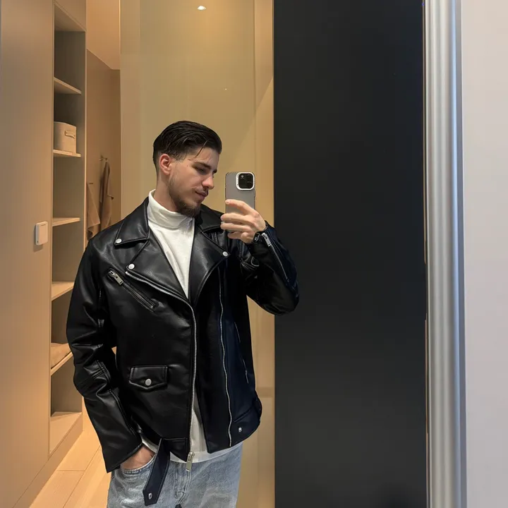 @_andreei20