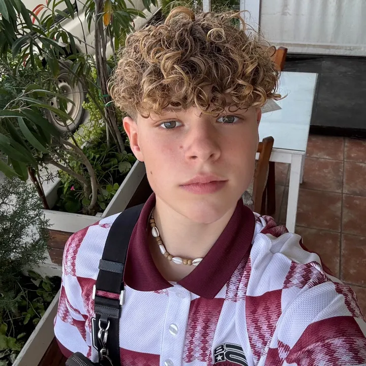 @luisxwaveeee