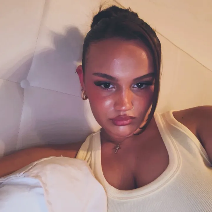 @elina.znk
