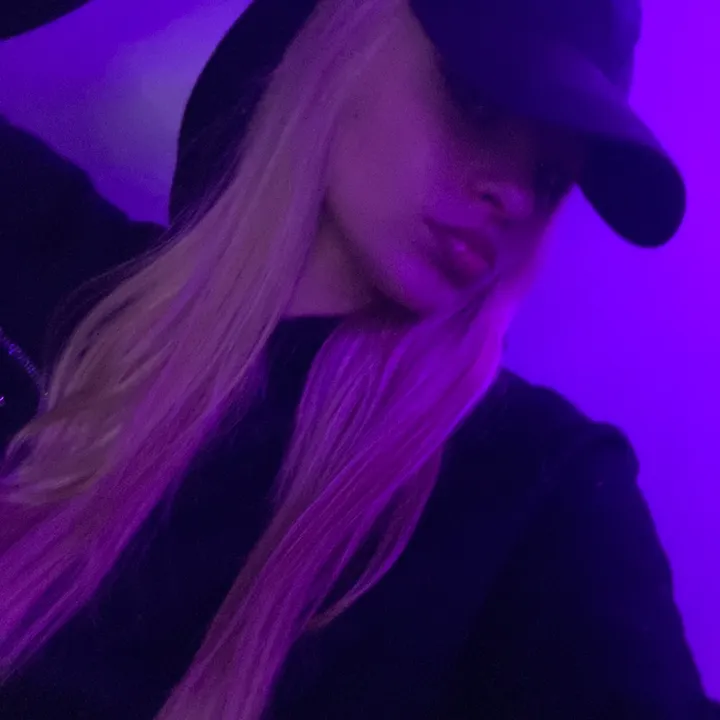 @wxyziaiaj