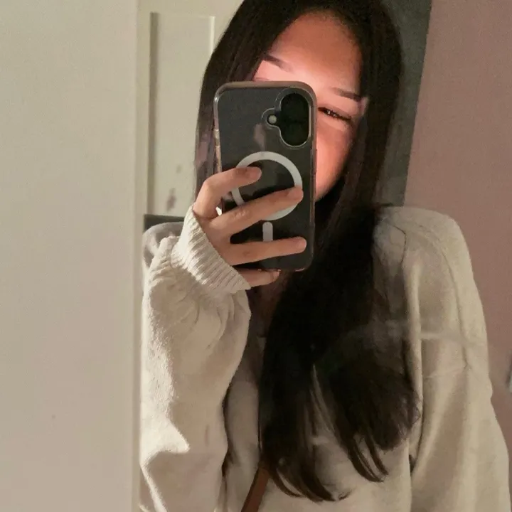 @emelybtzgen8