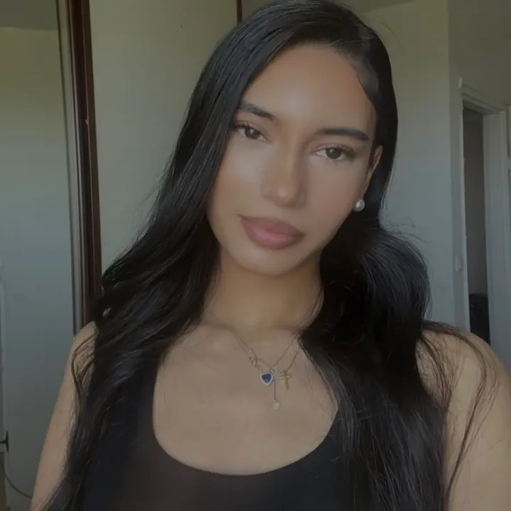 @ixnela__m