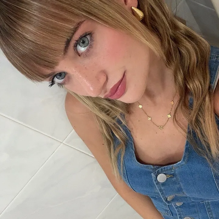 pinkynayeli2