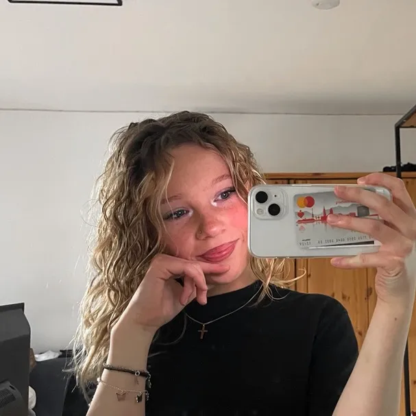 larasophie_