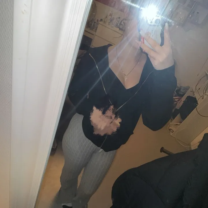 @zoe83258