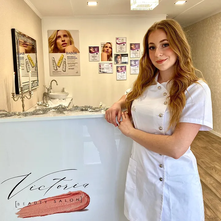 @victoriabeautysalon27