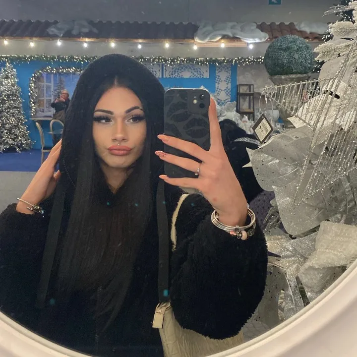 nicoleevangelistaa