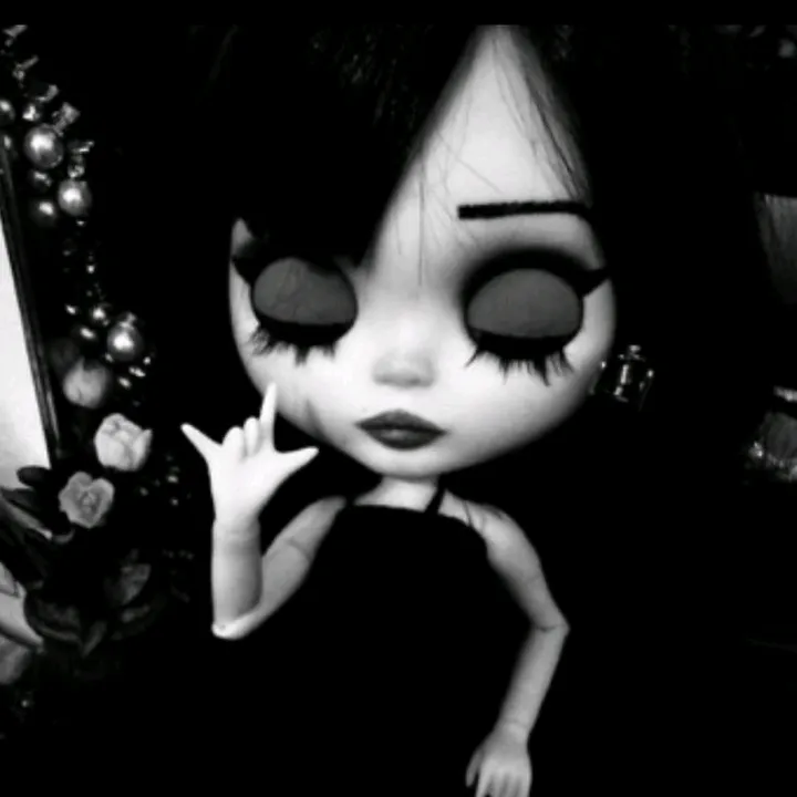 @unic0rn.v4mpire