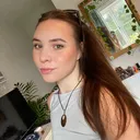 @x.chloehillx