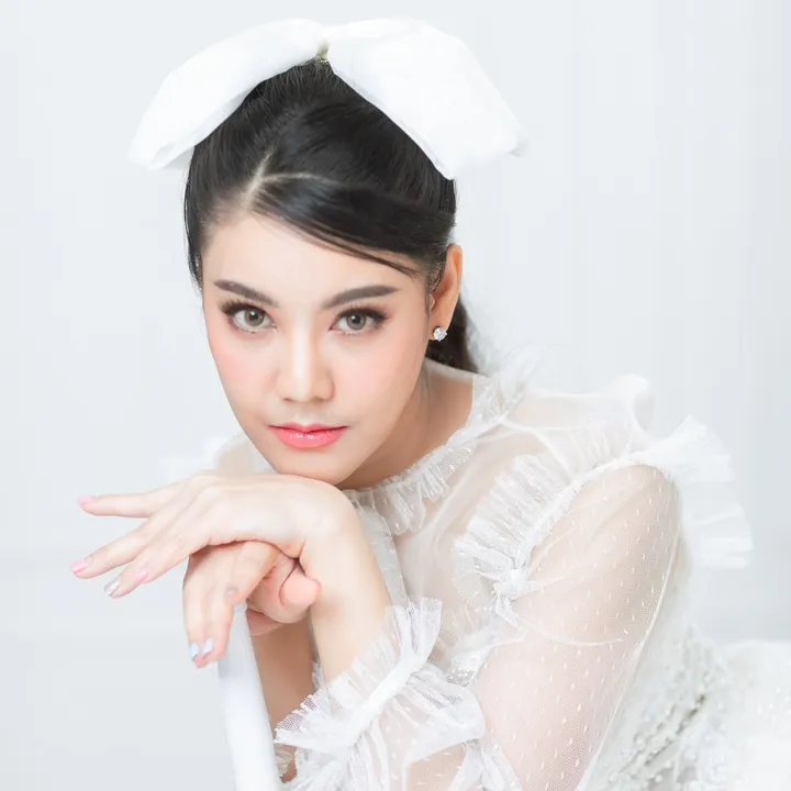 ying_ploylapat