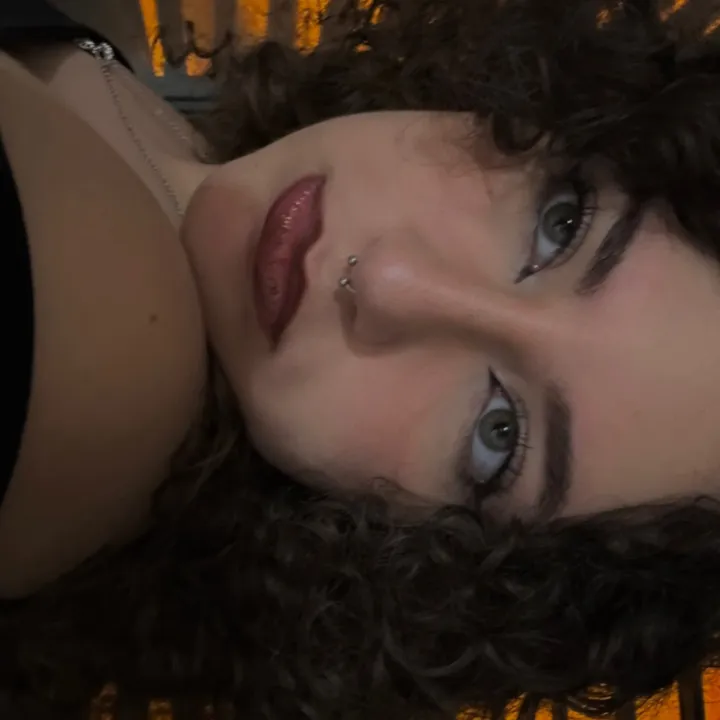 @elenaamassari