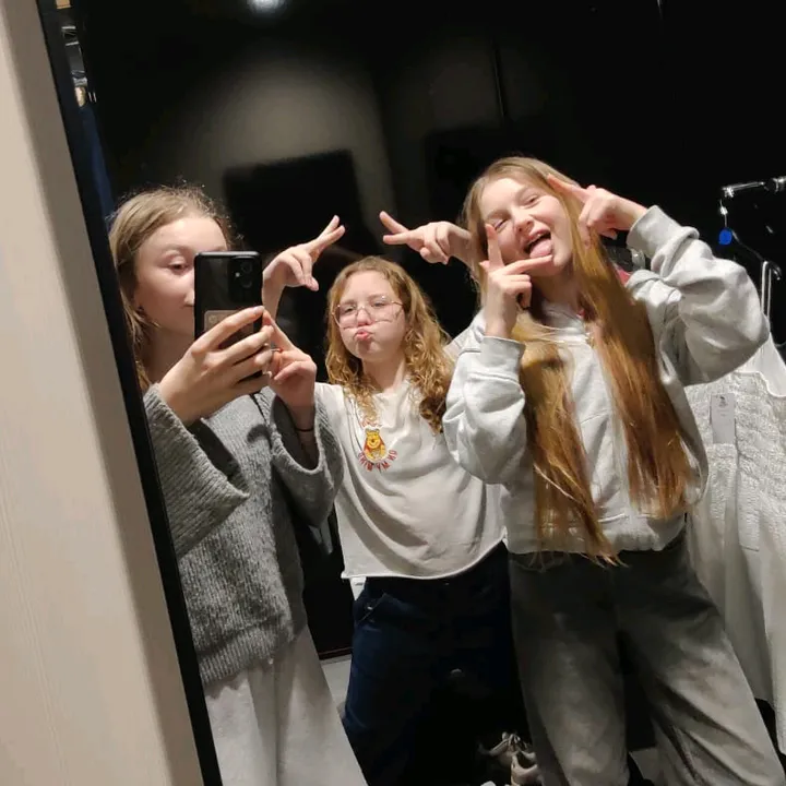 @l.g2025