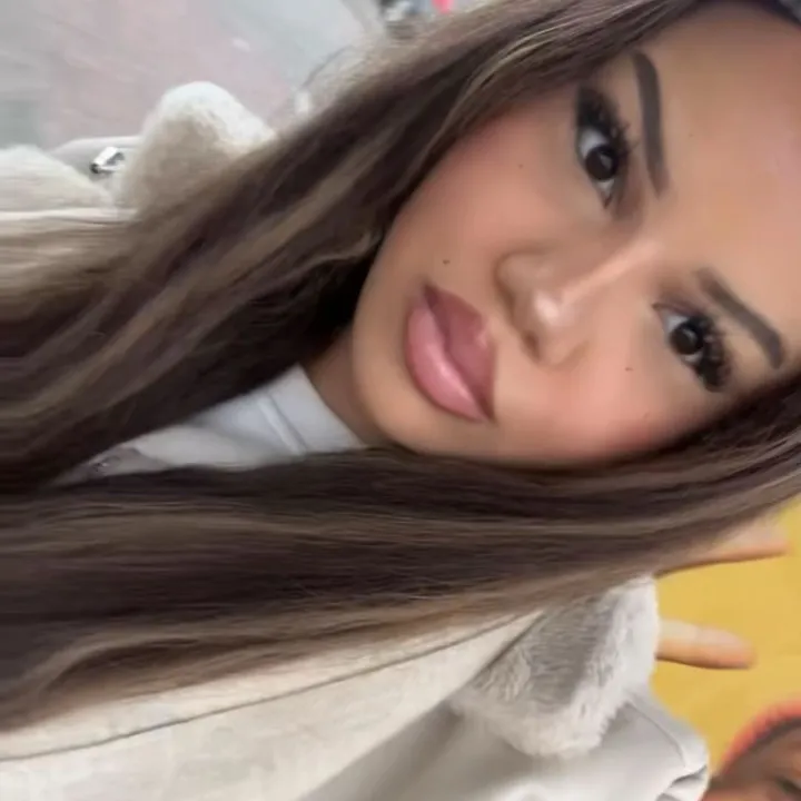 @victoriachineye_