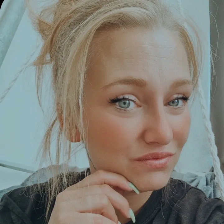 elly_vanilly