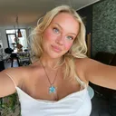 @tifanyviktoria