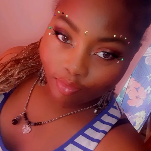 queenmimi27521