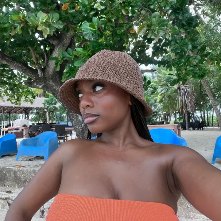 aaalexandra60