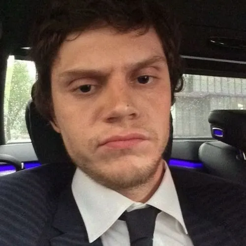 @edits_evanpeters