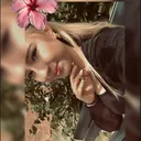 @lauravibe.xo