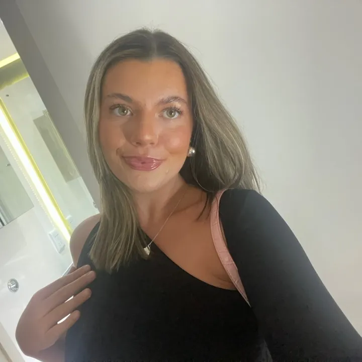 @megan2213
