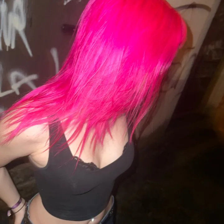 @pinkcrypt_