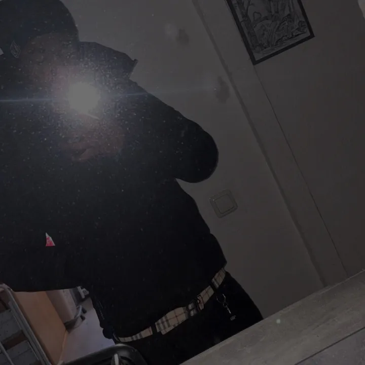 @just1n_jj
